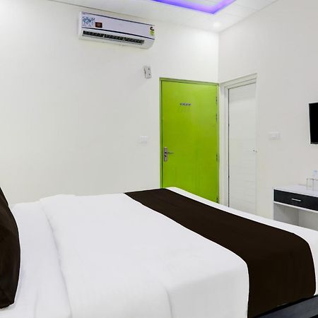 Super Hotel O Banthara Near Airport Banthra Sikandarpur 외부 사진