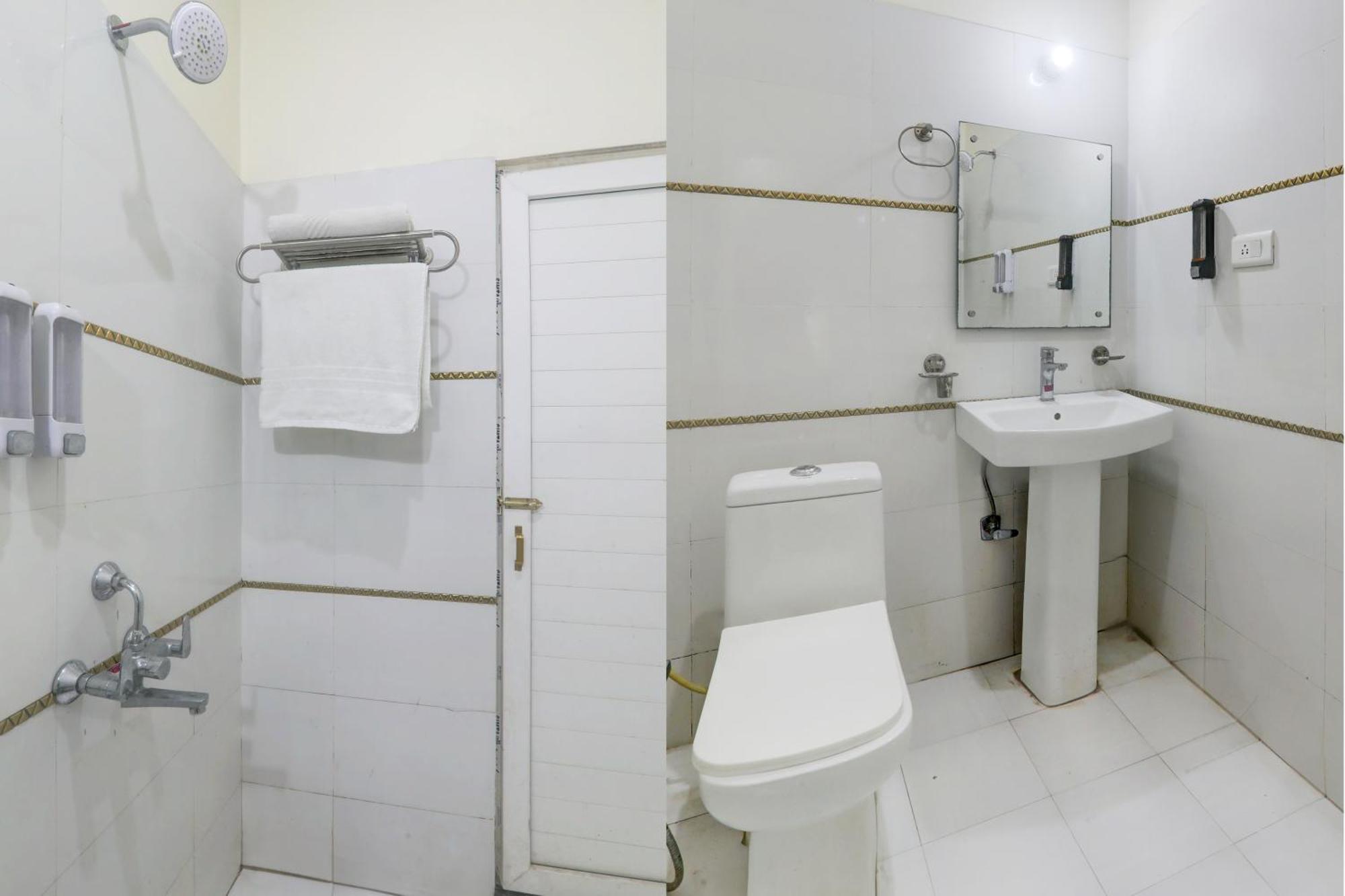 Super Hotel O Banthara Near Airport Banthra Sikandarpur 외부 사진