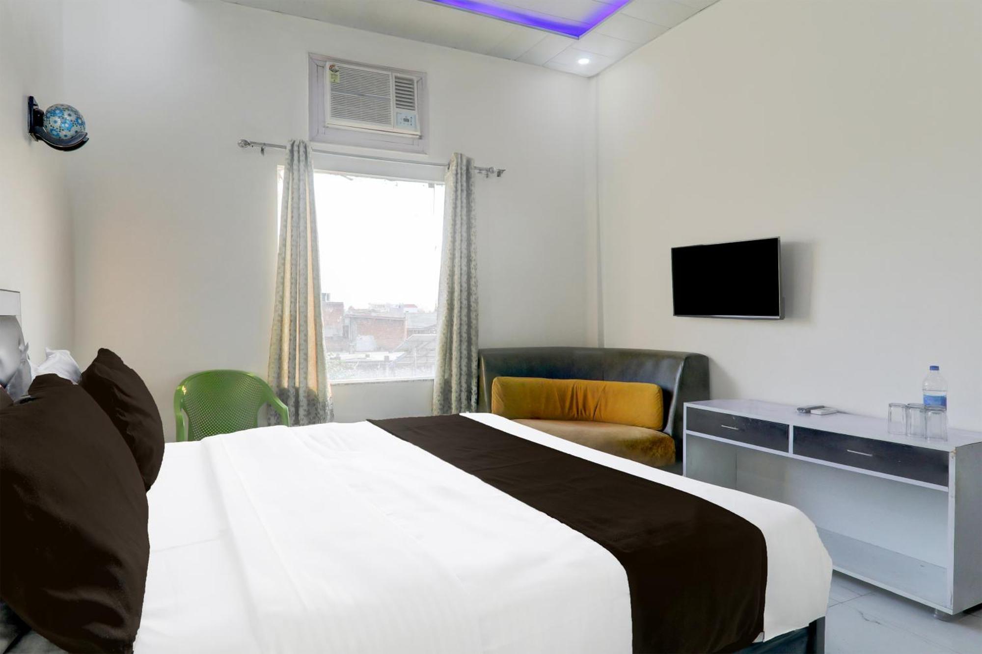Super Hotel O Banthara Near Airport Banthra Sikandarpur 외부 사진