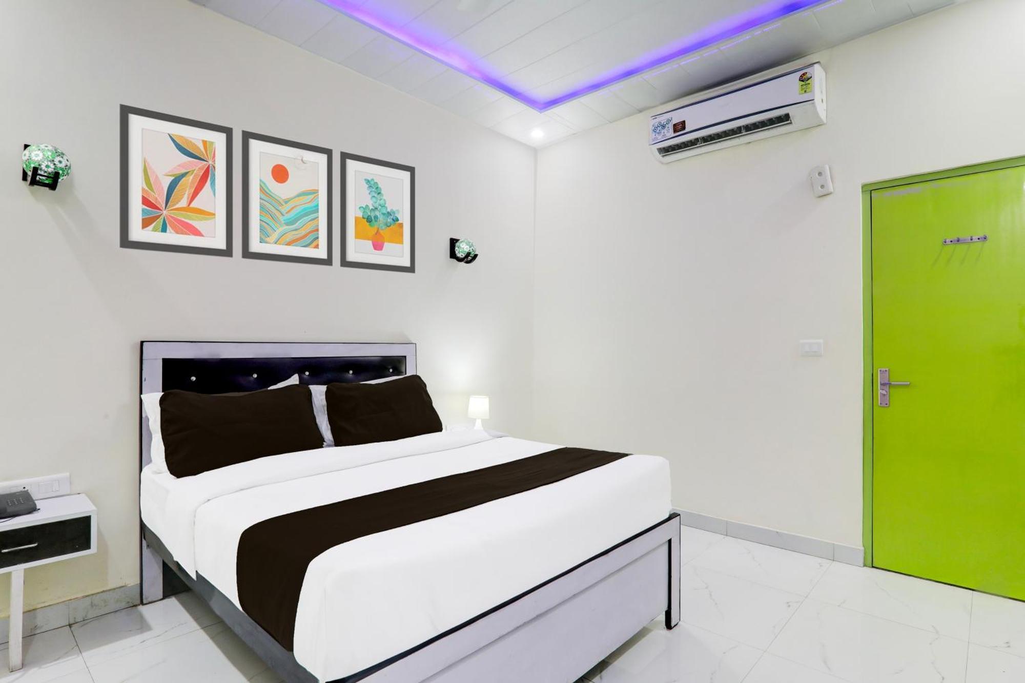 Super Hotel O Banthara Near Airport Banthra Sikandarpur 외부 사진