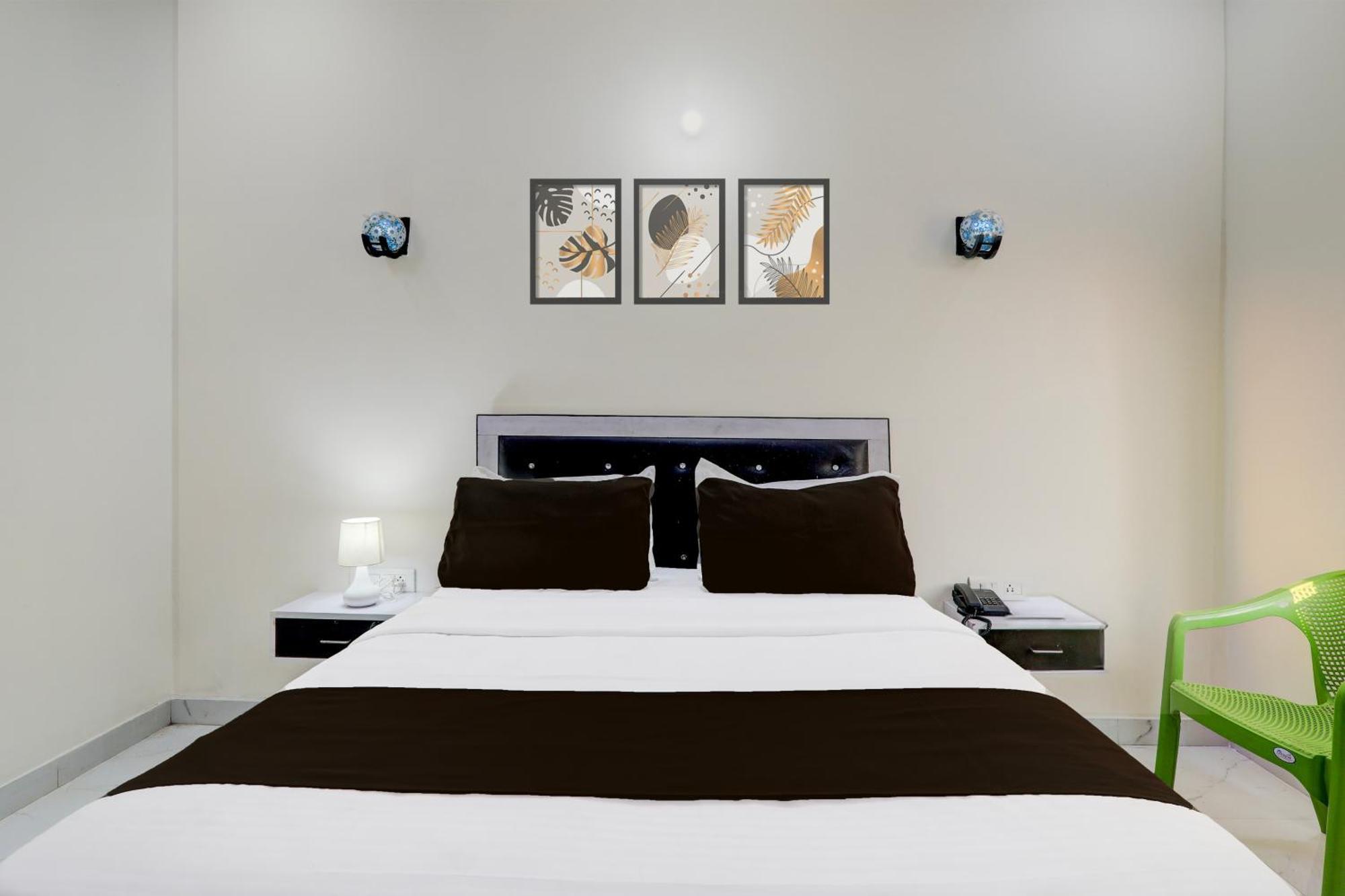Super Hotel O Banthara Near Airport Banthra Sikandarpur 외부 사진