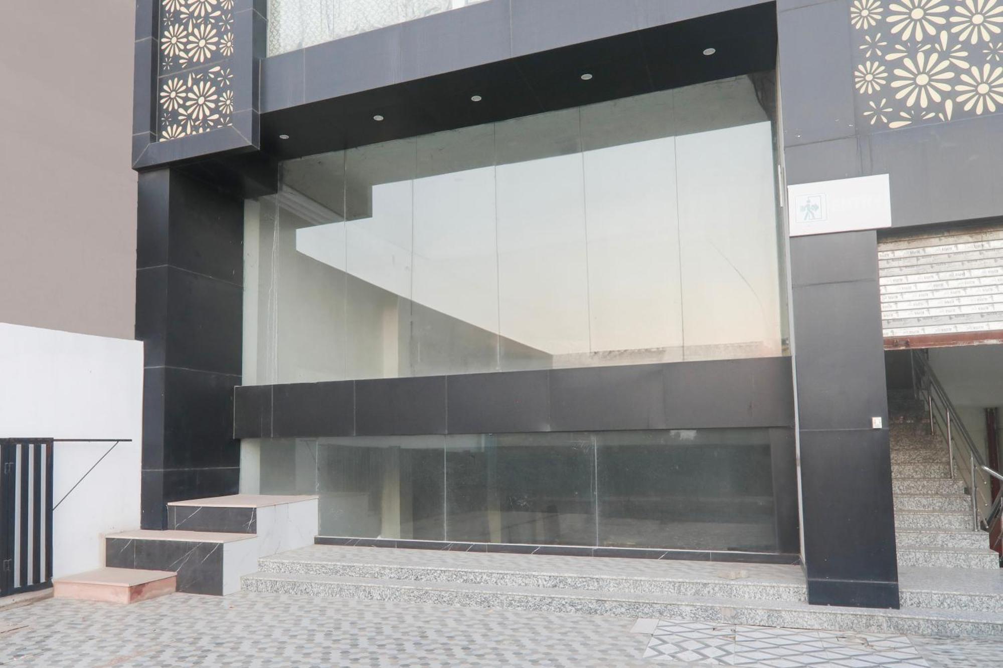 Super Hotel O Banthara Near Airport Banthra Sikandarpur 외부 사진