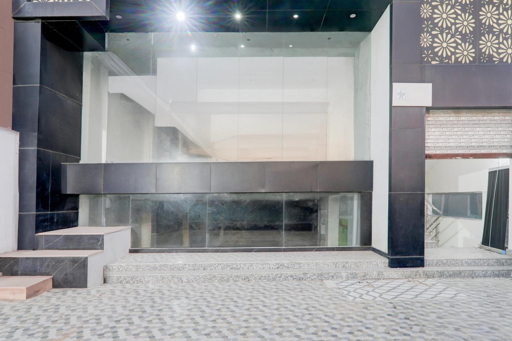 Super Hotel O Banthara Near Airport Banthra Sikandarpur 외부 사진